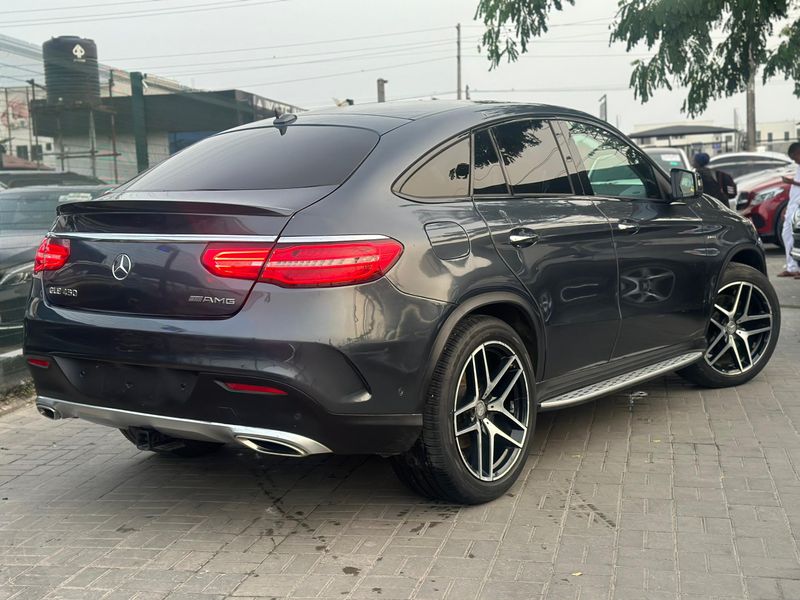 Thumbnail 2 of 2017 Mercedes-Benz GLE-Class